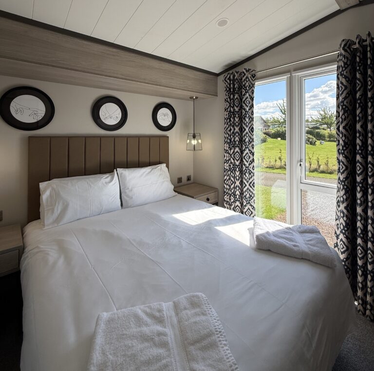 Double bedroom in a Gold Caravan at Gilsland Park, North Berwick